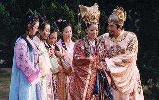 摔跤贵妃老公吃瓜视频,宫廷秘闻大揭秘！