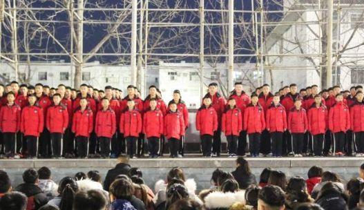 塔沟武校吃瓜事件视频,揭秘校园内幕引发社会关注