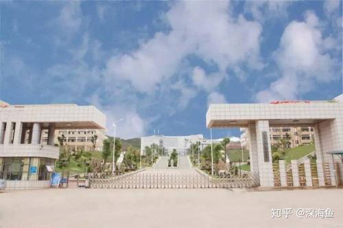 广西财院吃瓜视频,校园生活趣味瞬间大揭秘