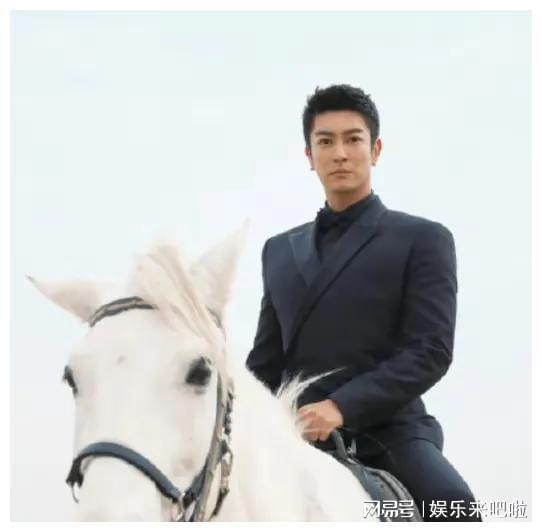 杜江夏天吃瓜视频,趣味吃瓜视频曝光