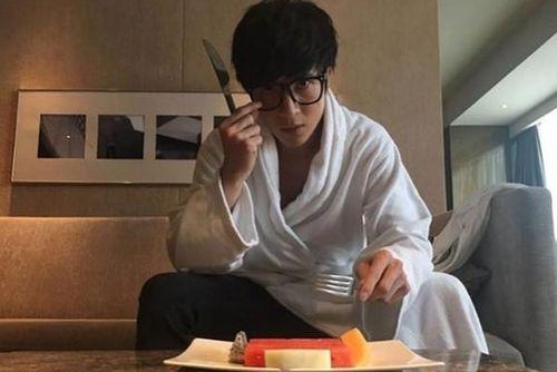 薛之谦互动吃瓜视频大全,趣味横生的娱乐圈幕后故事