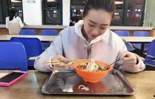 带你吃瓜奇葩厨房视频下载,视频下载背后的奇闻轶事