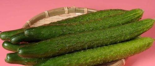 怎么吃青皮瓜好吃呢视频,视频教你轻松吃出清新口感