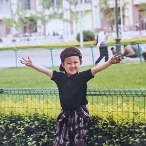 户外唱歌吃瓜视频大全,热门唱歌吃瓜视频大盘点