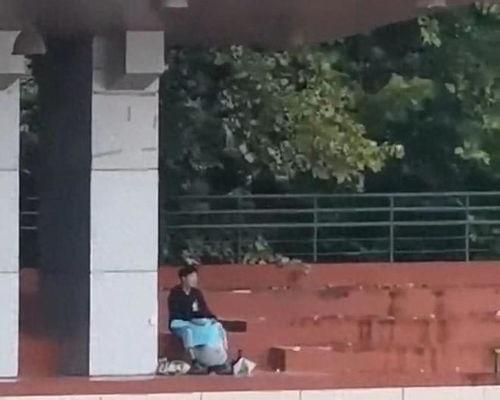 学院操场事件吃瓜视频大全,揭秘学院操场事件吃瓜视频大全