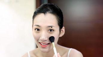 吃瓜博主边化妆边拍视频,边化妆边拍视频，吃瓜博主带你解锁化妆新姿势