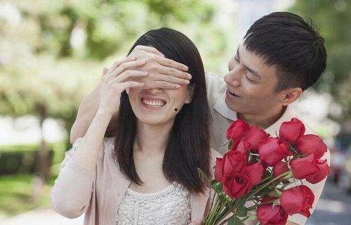 夫妻两口子吃瓜视频播放,揭秘家庭娱乐新潮流