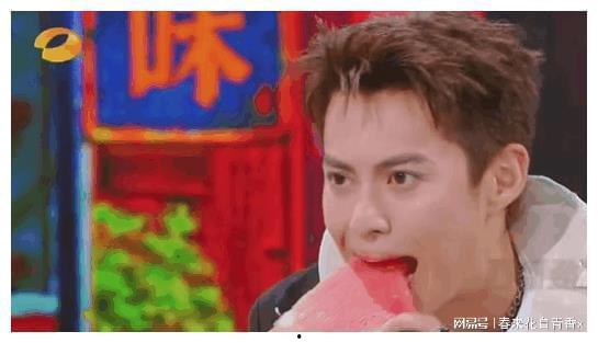 可笑吃瓜视频,带你领略网络幽默魅力